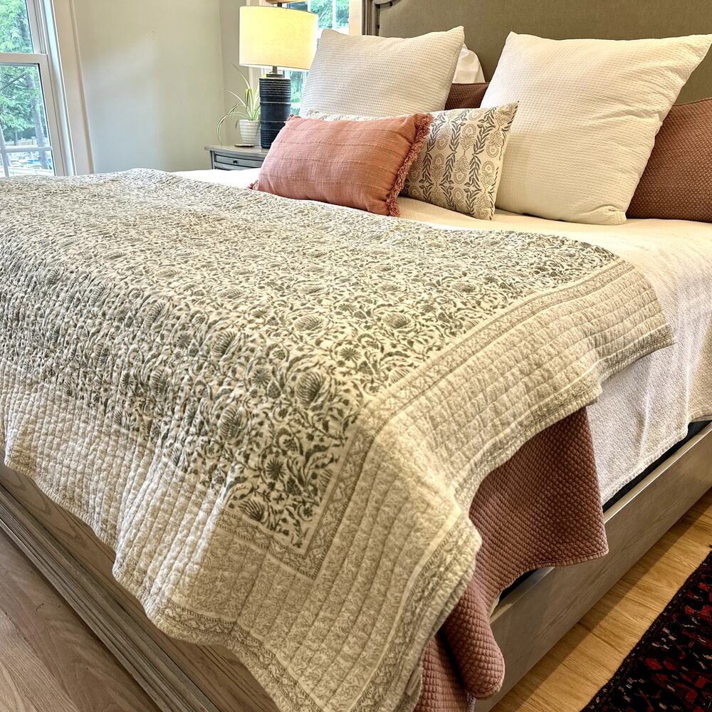 Threshold Studio McGee Queen Quilt Sage Green Botanical 100% Cotton